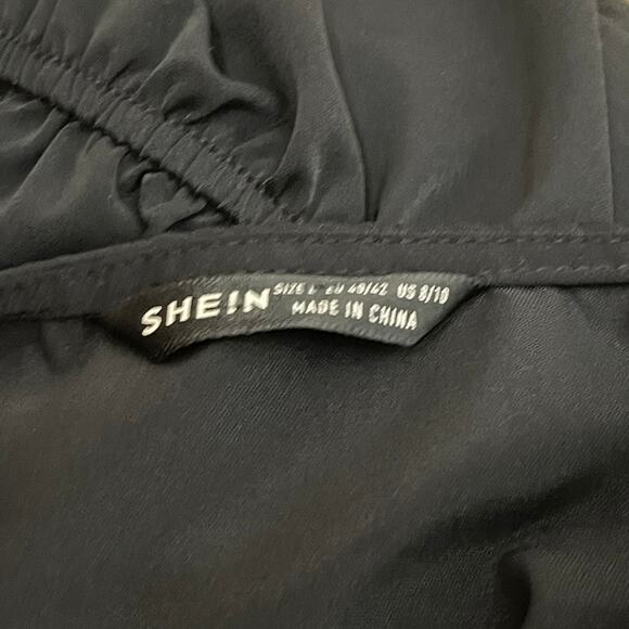 Shein • Balloon Sleeve Tie Waist Button Detail Blouse - Picture 4 of 5